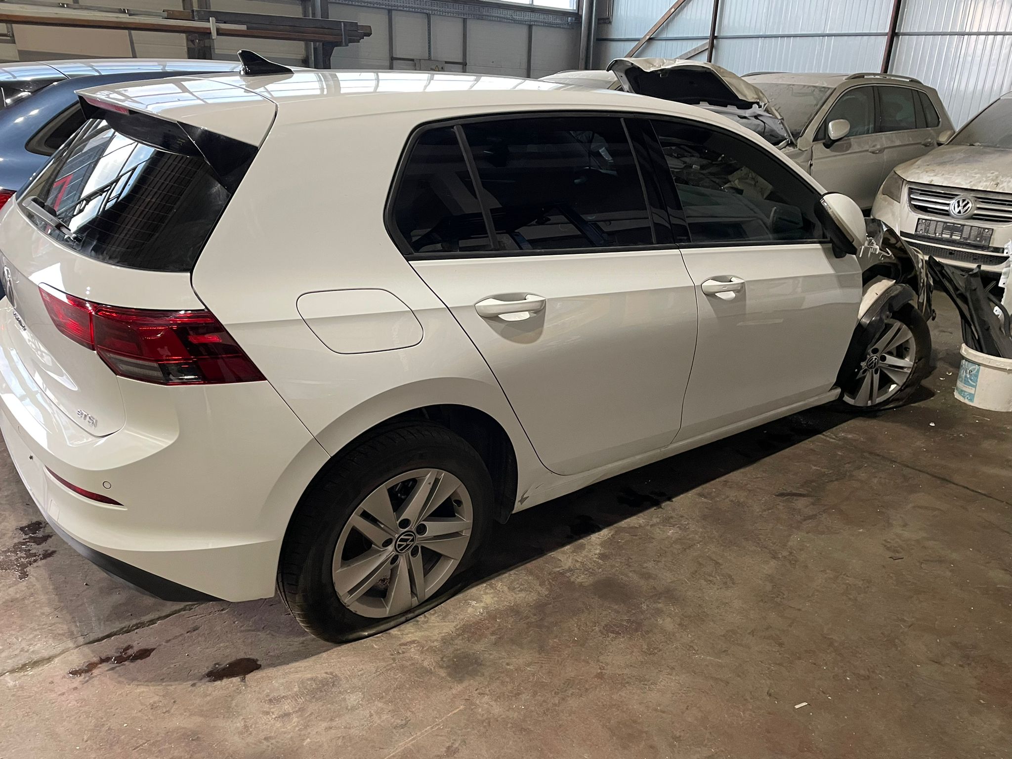 GOLF 8 1.0 E-TSİ KAPORTA MOTOR MEKANİK